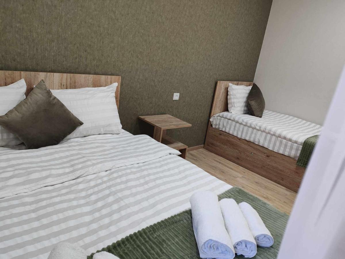 Sun House Hotel Yeghegnadzor Exterior foto