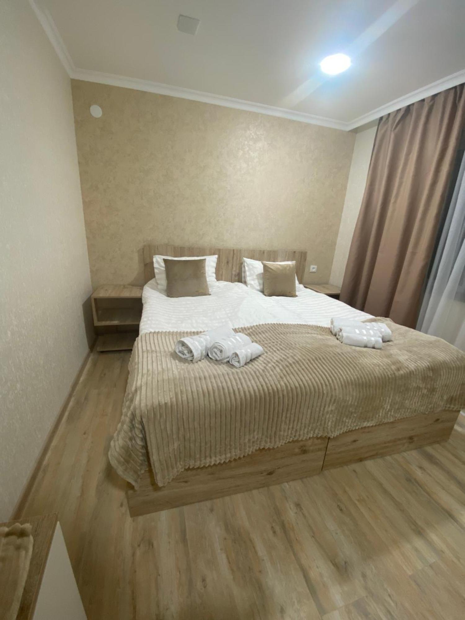 Sun House Hotel Yeghegnadzor Exterior foto